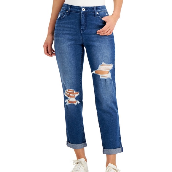 Distressed Boyfriend Jeans - Picture 3 of 6